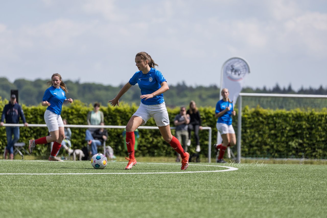 Bild 276 - wBJ SH-Pokalfinale  Holstein-Kiel - SV Viktoria : Ergebnis: 1:0